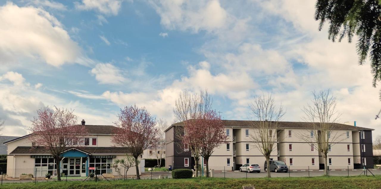 Fasthotel Roissy Cdg Sud - Claye Souilly Exterior foto
