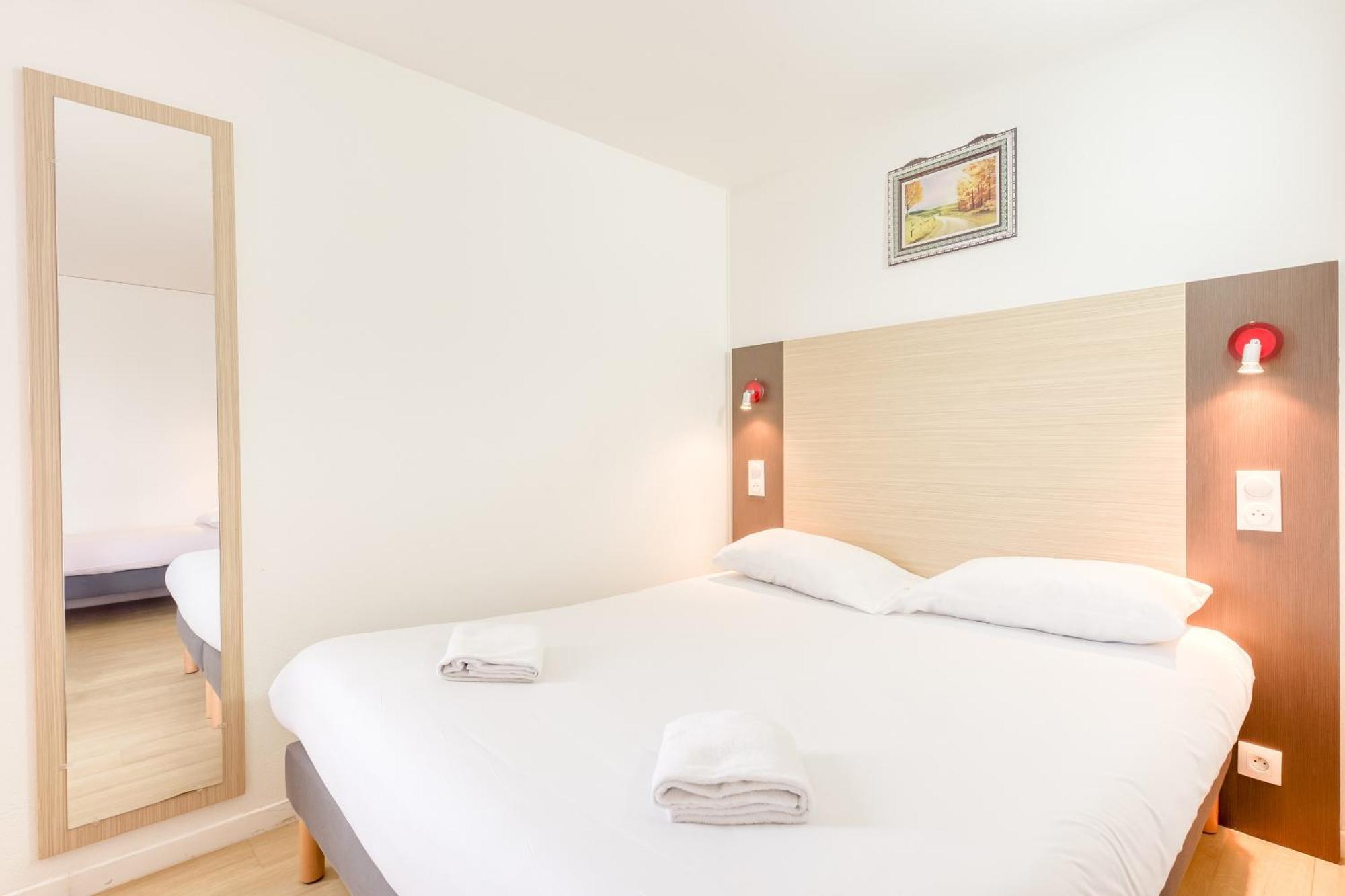 Fasthotel Roissy Cdg Sud - Claye Souilly Exterior foto